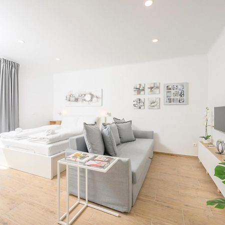 Hideaway Favoriten Wina Bagian luar foto