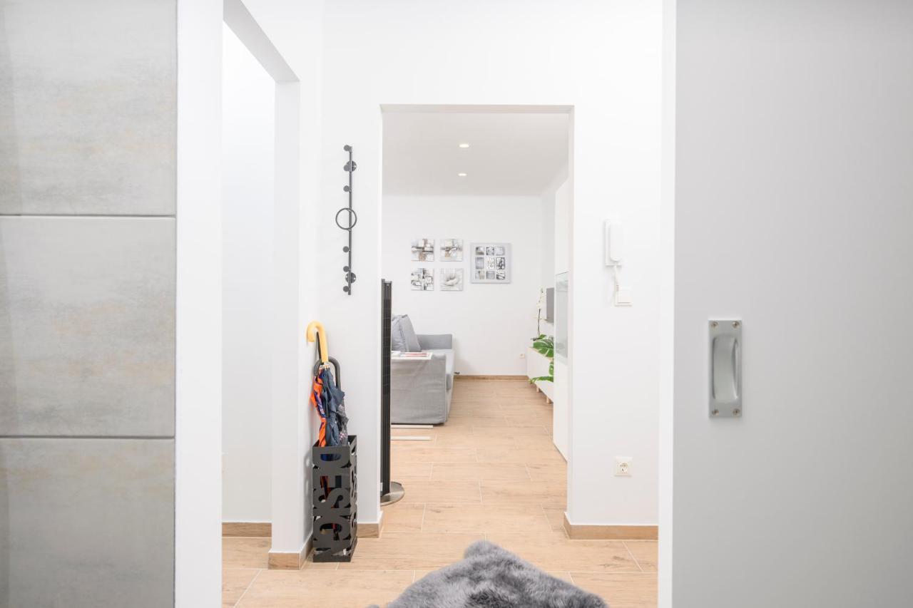 Hideaway Favoriten Wina Bagian luar foto